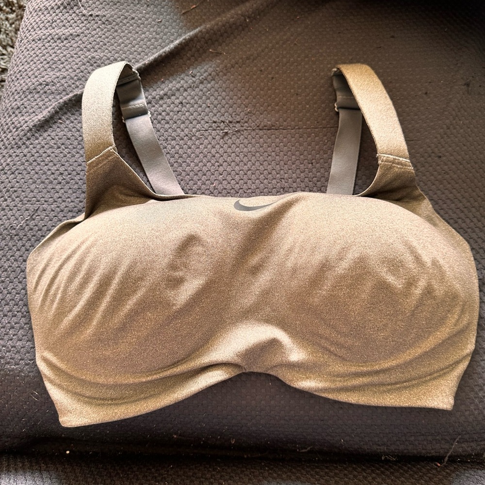 NWT Nike Sports Bra XL